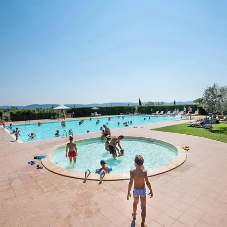 Isa-apartments 6 Beds, Ground Floor With Private Outdoor Area, In With Swimming-pool Campiglia Marittima
